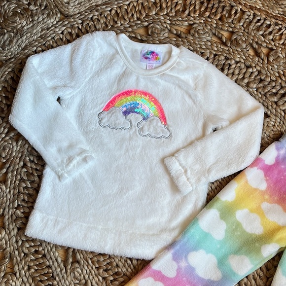 BMAGICAL by btween Fuzzy 2-PC Pajamas XS - Picture 2 of 5